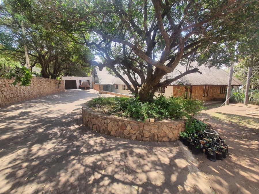 To Let 5 Bedroom Property for Rent in Hartbeespoort Rural North West